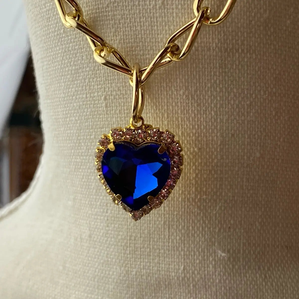 Pet Heart Necklace with Rhinestones for Dogs and Cats - Costume Fashion Accessory Pet Christmas